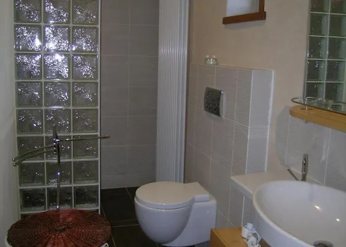 Sejour Nature Au Domaine Avec Animaux Admis, Piscine Et Jardin - Fr-1-489-610 Holiday home Neuilly-le-Real