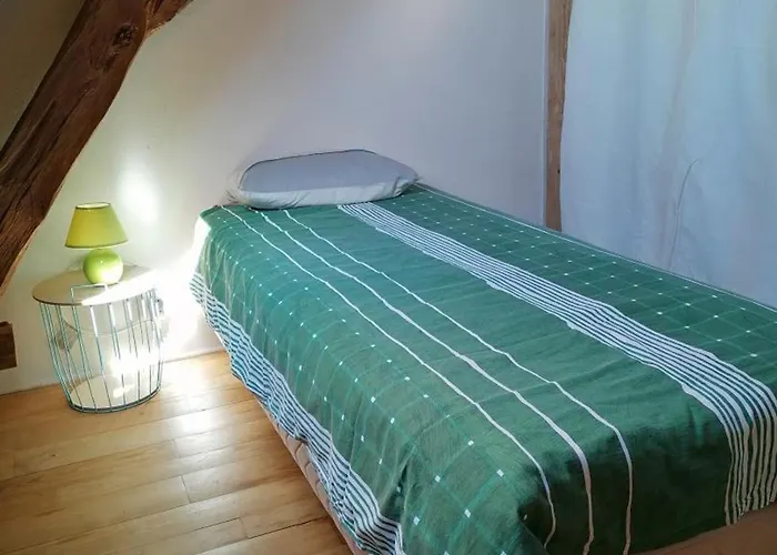 Sejour Nature Au Domaine Avec Animaux Admis, Piscine Et Jardin - Fr-1-489-610 Holiday home